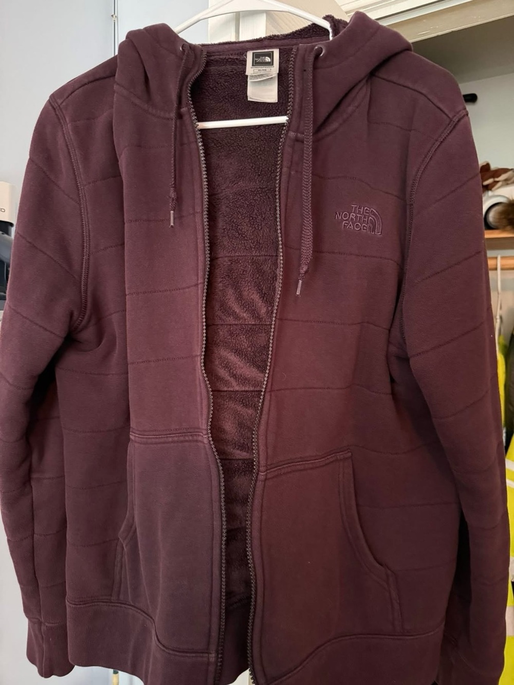 The North Face Women's Hooded Fleece Jacket - Deep Plum